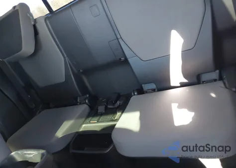 2017 Toyota Tacoma Sr5 V6 z USA, uszkodzony, nr VIN 5TFRZ5CN3HX041131